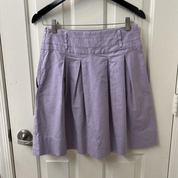 Zara Basic Pleated Lavender Skirt - Picture 3 of 6